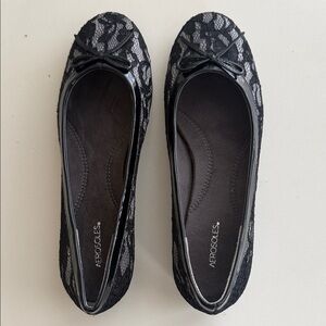 AEROSOLES Black Lace Flats